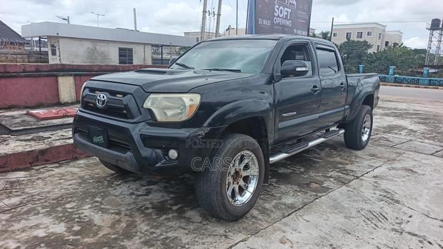 Toyota Tacoma 2013 Black