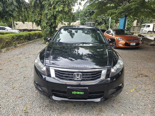 Honda Accord 2010 Black