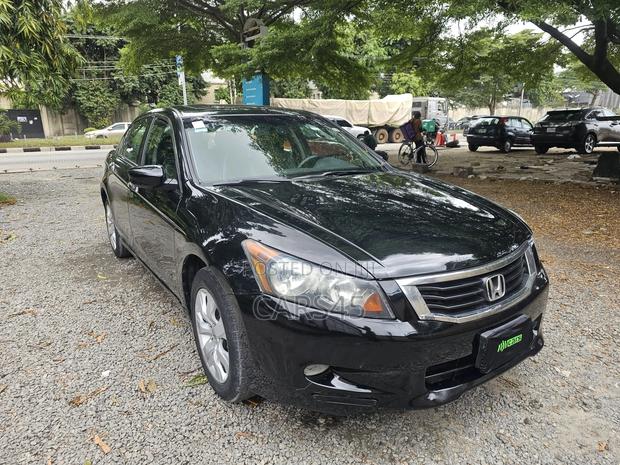 Honda Accord 2010 Black