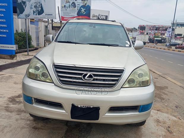 Lexus GX 2005 Silver