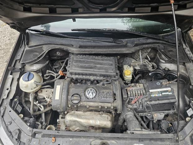 Volkswagen Polo 2013 Gray