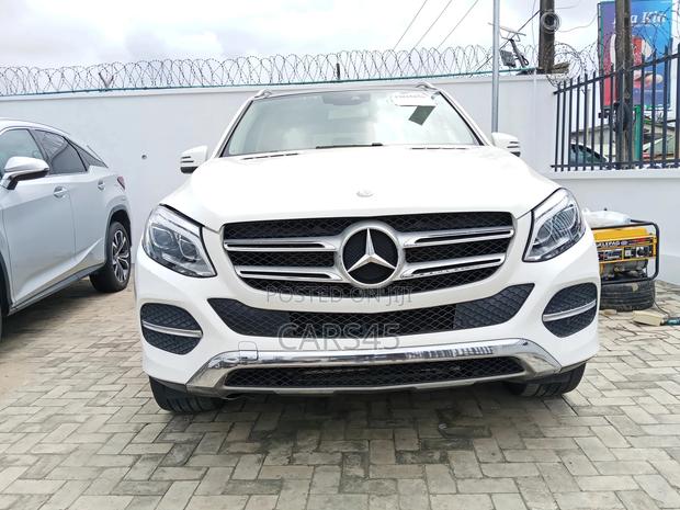 Mercedes-Benz GLE-Class 2016 White