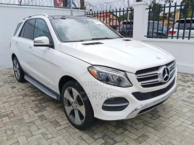 Mercedes-Benz GLE-Class 2016 White