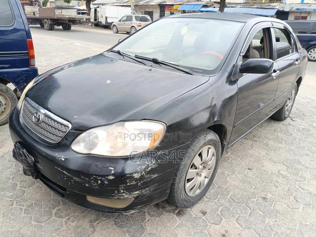 Toyota Corolla 2003 Black