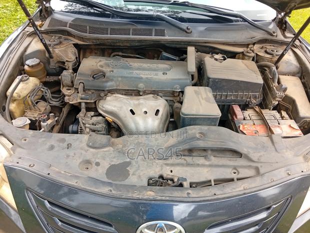 Toyota Camry 2009 Gray