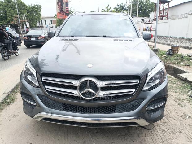 Mercedes-Benz GLE-Class 2017 Gray