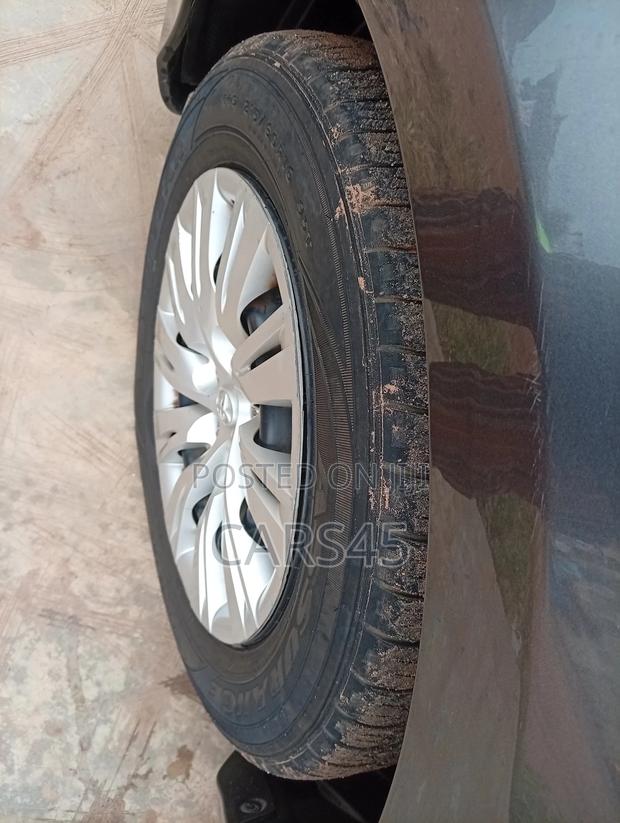 Toyota Camry 2014 Gray