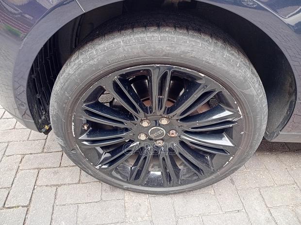 Land Rover Range Rover 2019 Blue