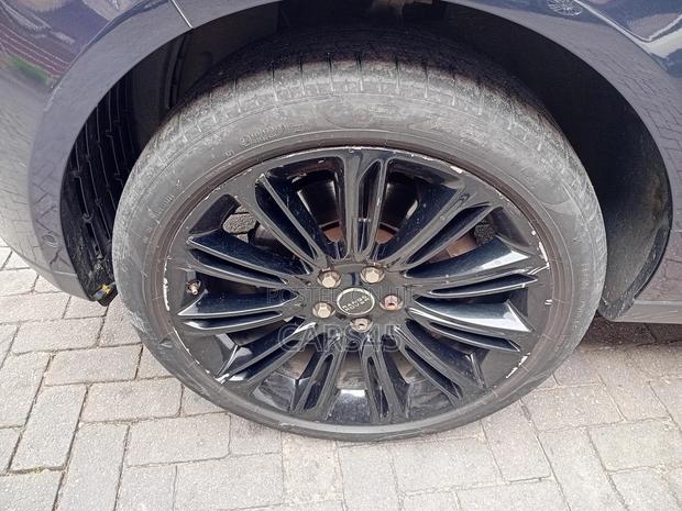 Land Rover Range Rover 2019 Blue