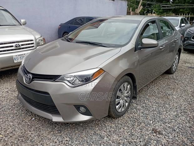Toyota Corolla 2014 Gray
