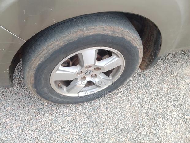 Honda Pilot 2011 Gold