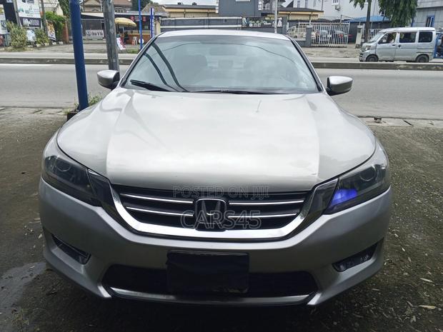 Honda Accord EX-L 4dr Sedan (2.4L 4cyl CVT) 2014 Silver