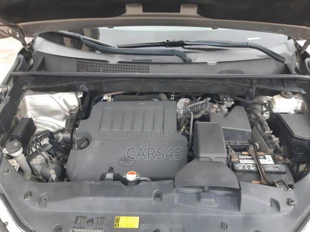 Toyota Highlander 2016 Gold