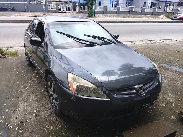 Honda Accord 2.0 Comfort Automatic 2004 Gray