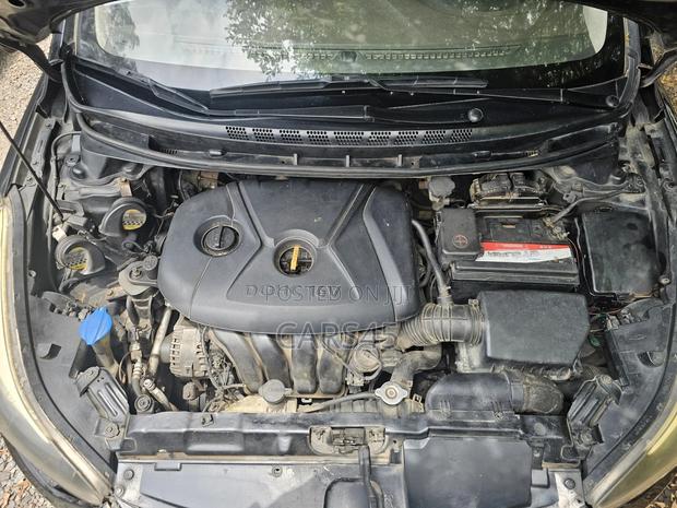 Hyundai Elantra 2014 Black