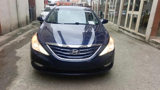 Hyundai Sonata GLS Sedan FWD (2.4L 4cyl 6A) 2013 Blue