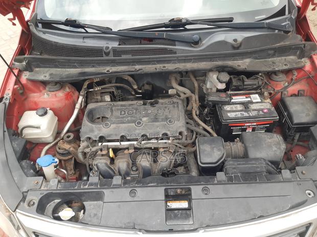 Kia Sportage 2012 Red