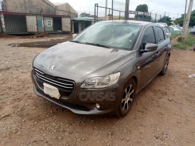 Peugeot 301 2012 Gray