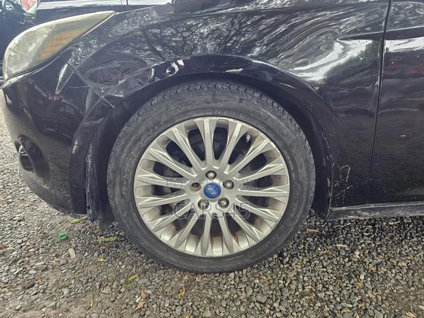 Ford Focus 2012 Black