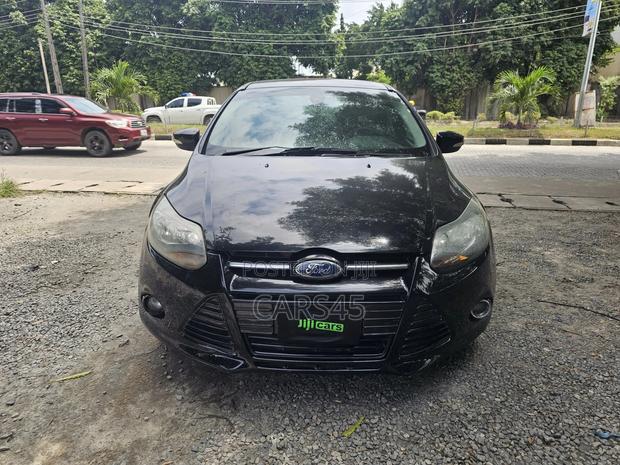 Ford Focus 2012 Black
