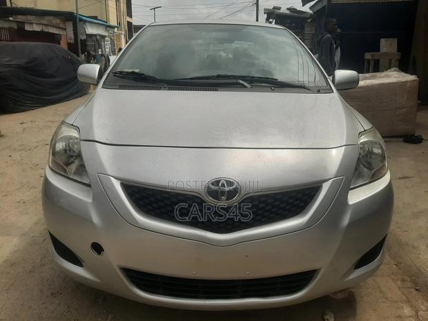 Toyota Yaris 2012
