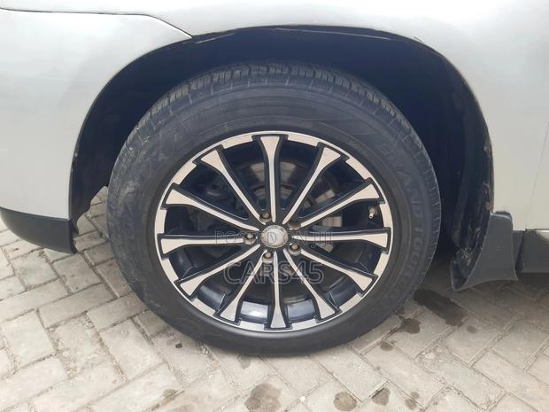 Toyota Highlander 2012 Silver