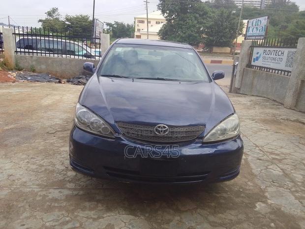 Toyota Camry 2002 Blue