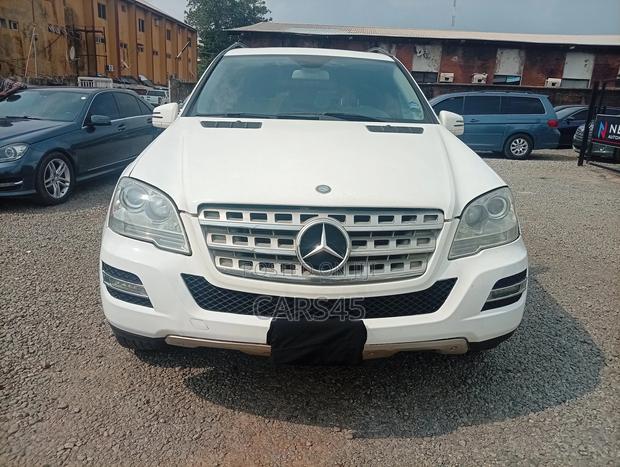 Mercedes-Benz M Class 2011 White
