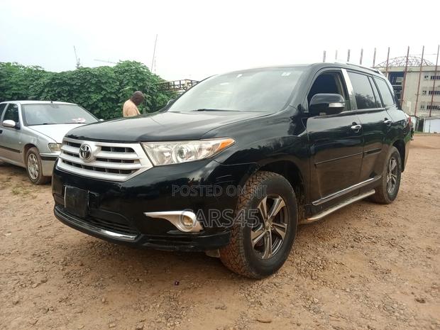 Toyota Highlander 2012 Black
