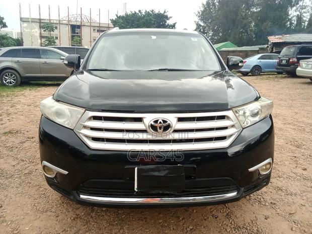 Toyota Highlander 2012 Black