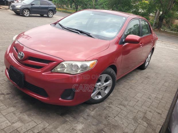 Toyota Corolla LE 4dr Sedan (1.8L 4cyl 4A) 2011 Red