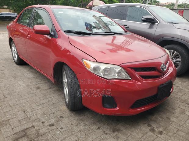 Toyota Corolla LE 4dr Sedan (1.8L 4cyl 4A) 2011 Red