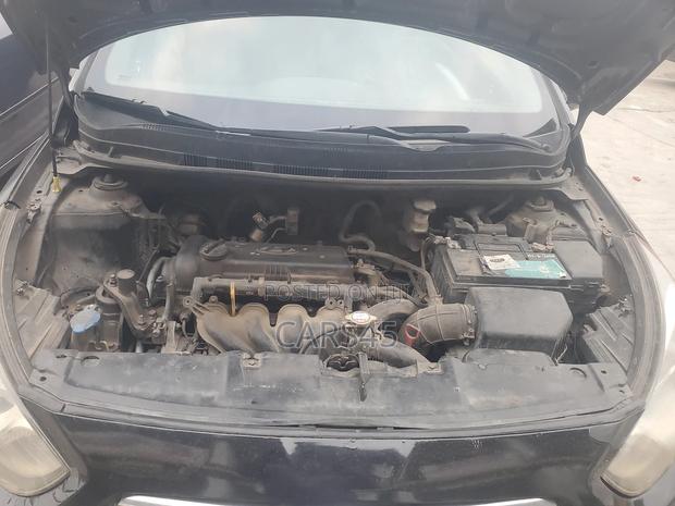 Hyundai Accent GLS 4dr Sedan (1.6L 4cyl 6A) 2013 Black
