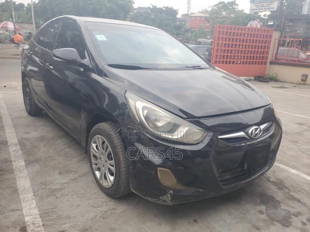 Hyundai Accent GLS 4dr Sedan (1.6L 4cyl 6A) 2013 Black