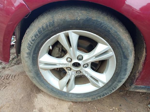 Ford Focus 2013 Red