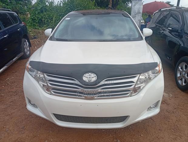 Toyota Venza 2011 White