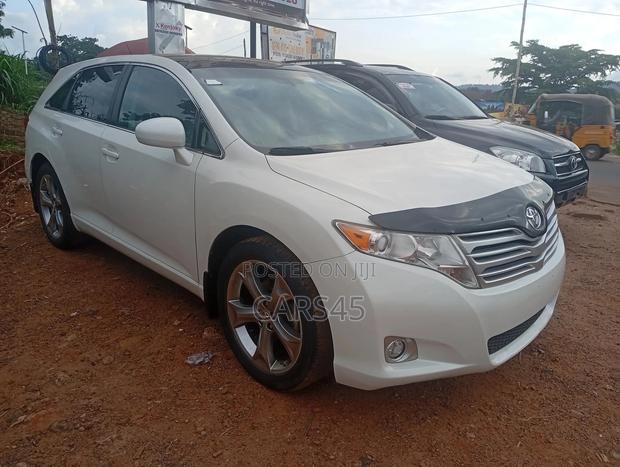 Toyota Venza 2011 White