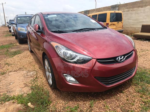 Hyundai Elantra 2012 Red