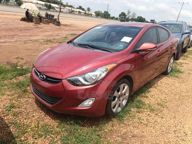 Hyundai Elantra 2012 Red