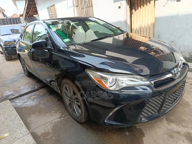 Toyota Camry 2015 Blue