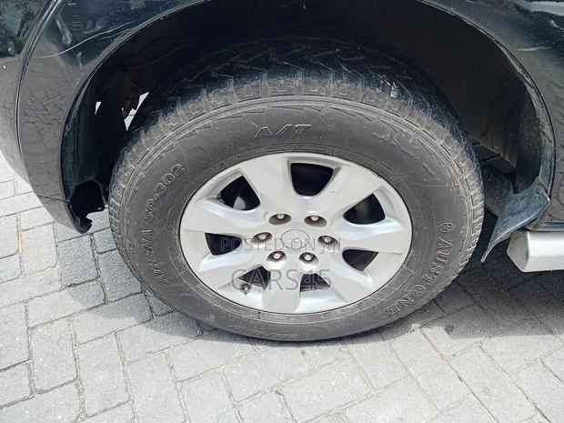 Mitsubishi Pajero 2015 Black