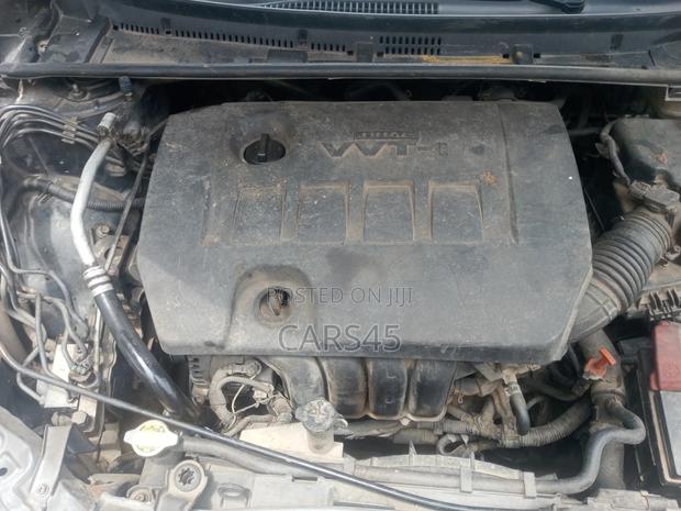 Toyota Corolla 2016 Gray