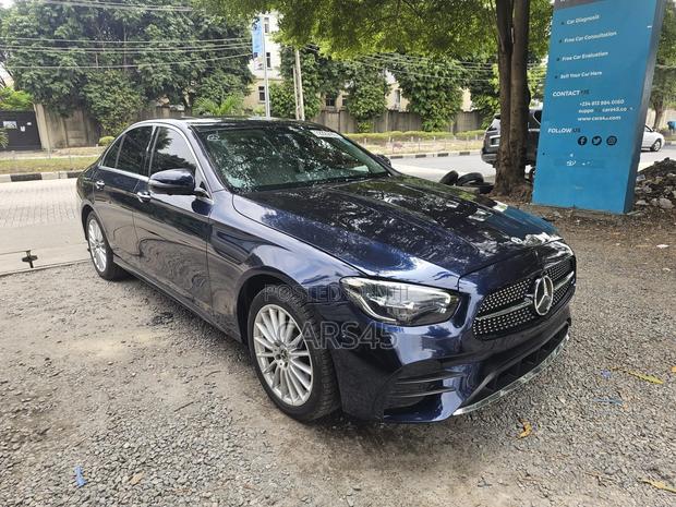 Mercedes-Benz E350 2021 Blue