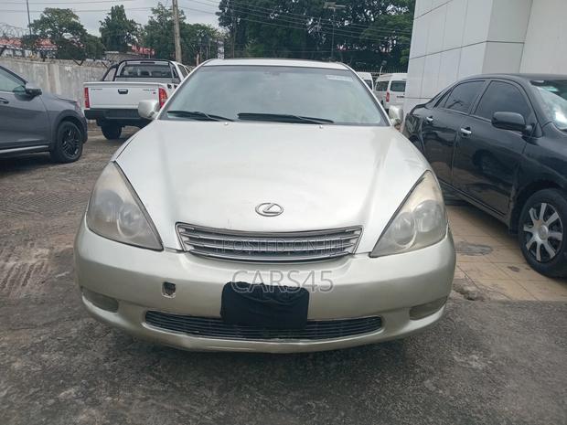 Lexus ES 2002 Silver