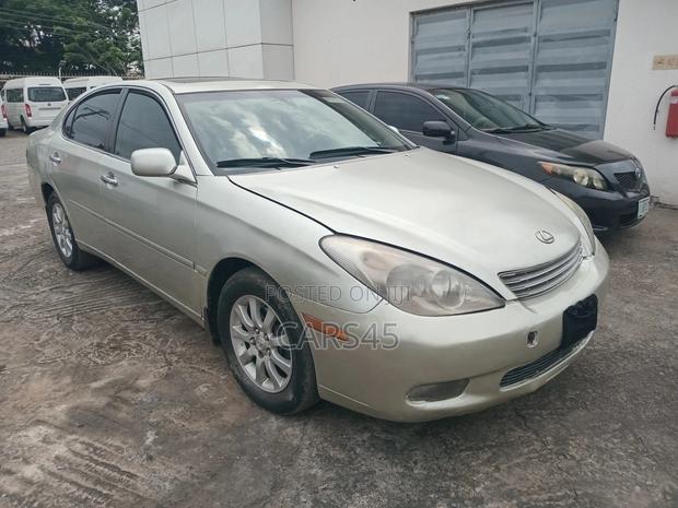 Lexus ES 2002 Silver