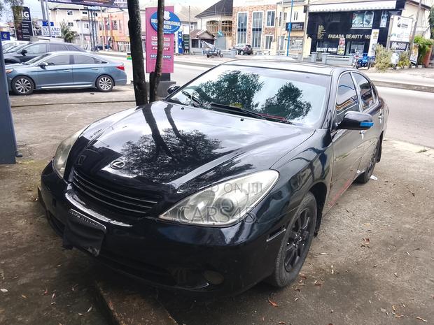 Lexus ES 300 2004 Black