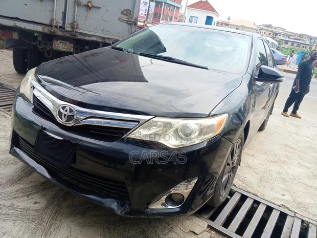Toyota Camry 2012 Black