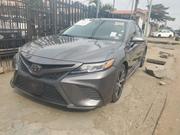 Toyota Camry SE FWD (2.5L 4cyl 8AM) 2018 Brown for sale