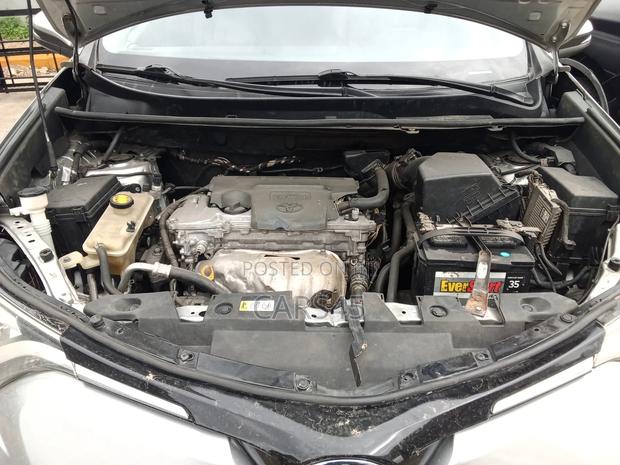 Toyota RAV4 2017 Silver