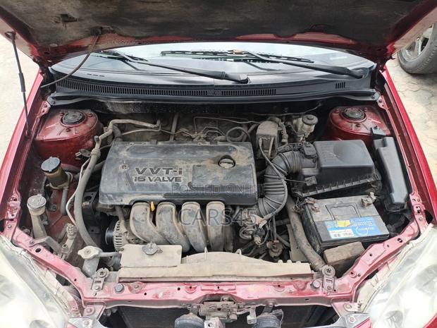Toyota Corolla 2004 Red